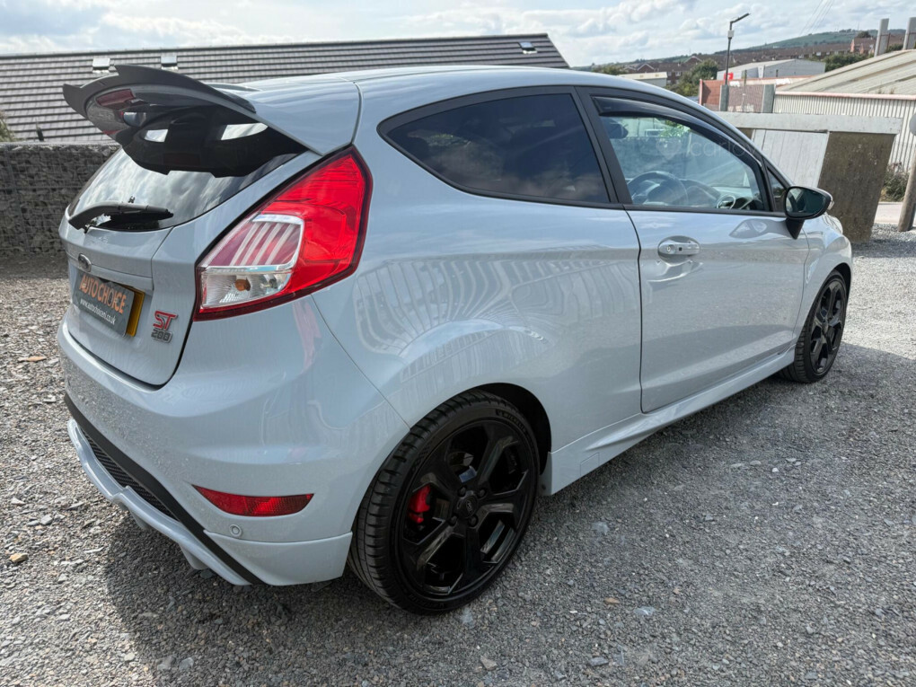 Ford Fiesta 1.6T Ecoboost St-200 Euro 6 #5