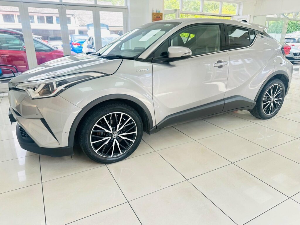 Toyota C-Hr Icon White #20