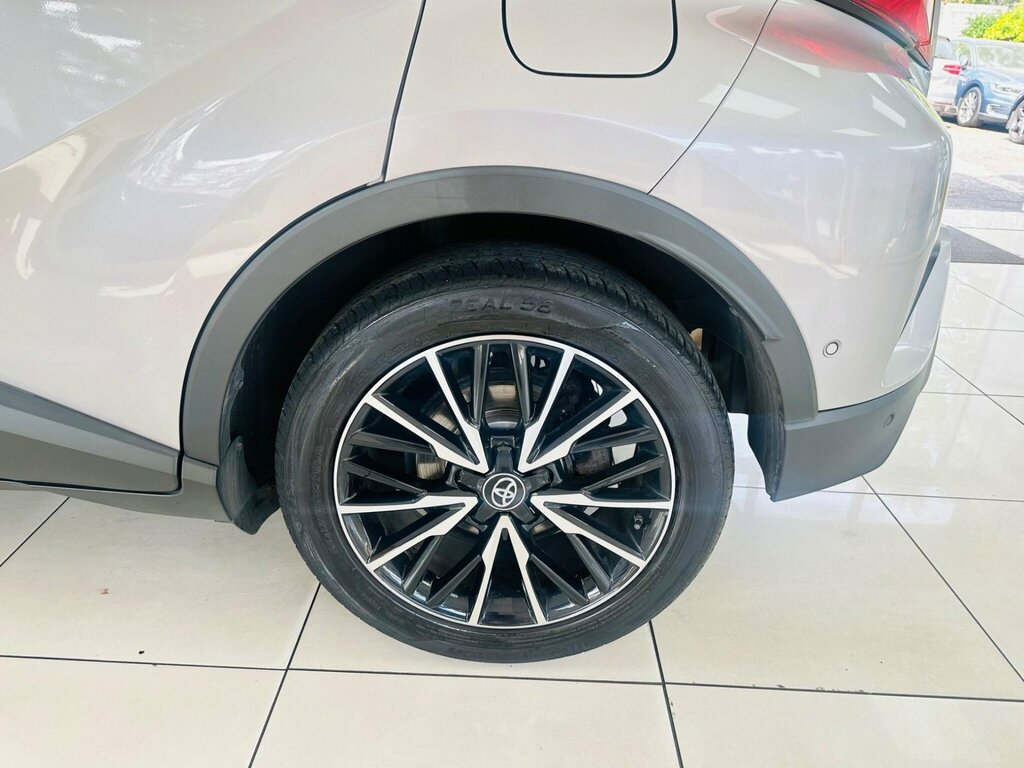 Toyota C-Hr Icon White #11