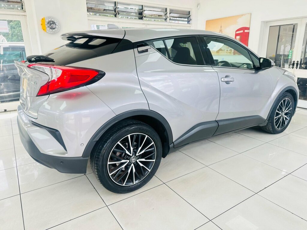 Toyota C-Hr Icon White #29
