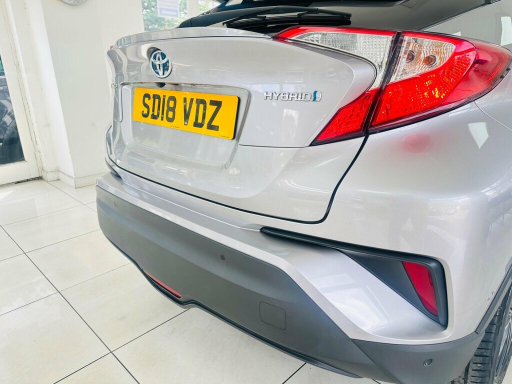 Toyota C-Hr Icon White #40