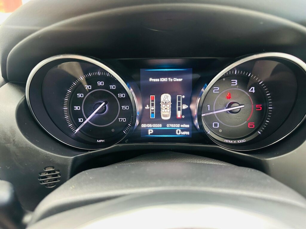 Jaguar XE 2.0D Prestige Saloon Red #33