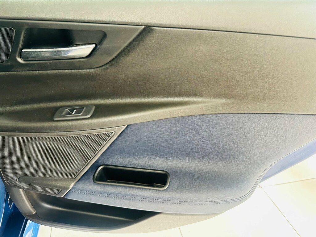 Jaguar XE 2.0D Prestige Saloon Red #44