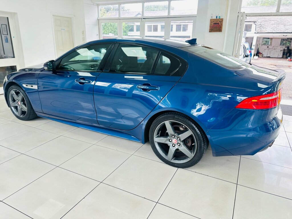 Jaguar XE 2.0D Prestige Saloon Red #21