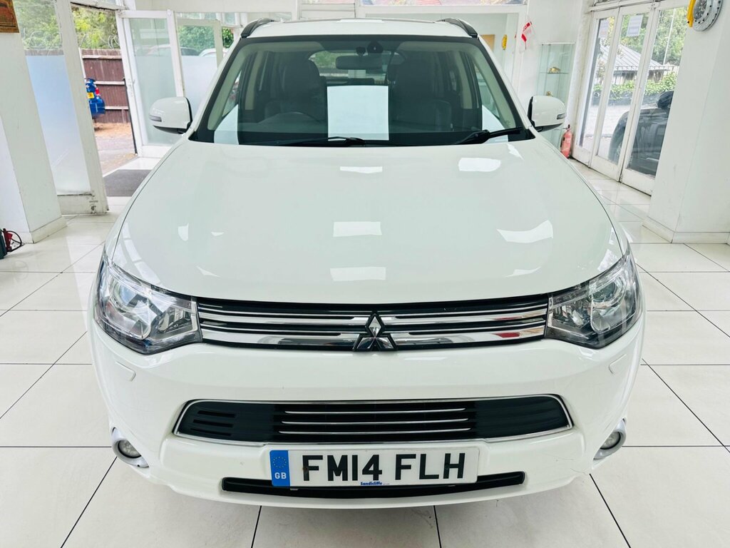 Mitsubishi Outlander 2.0H 12Kwh Gx4h Cvt 4Wd Euro 5 Ss White #2