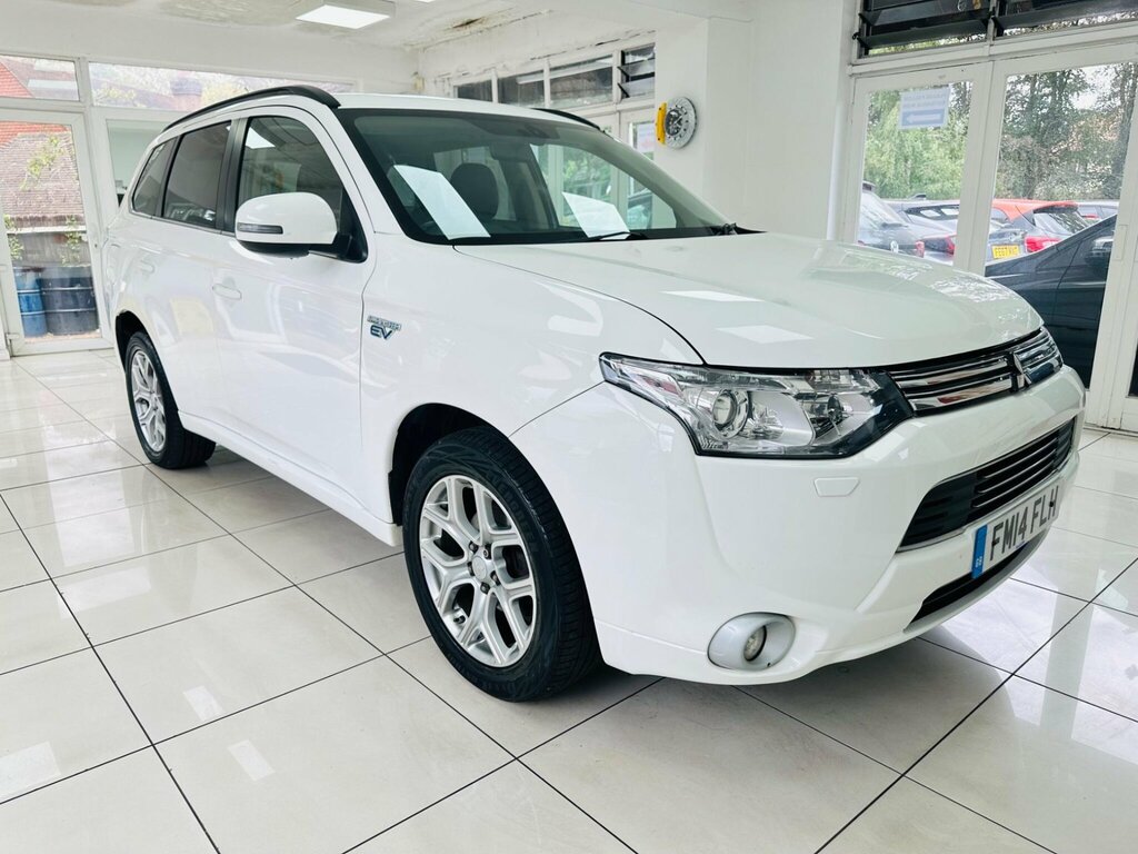 Mitsubishi Outlander 2.0H 12Kwh Gx4h Cvt 4Wd Euro 5 Ss White