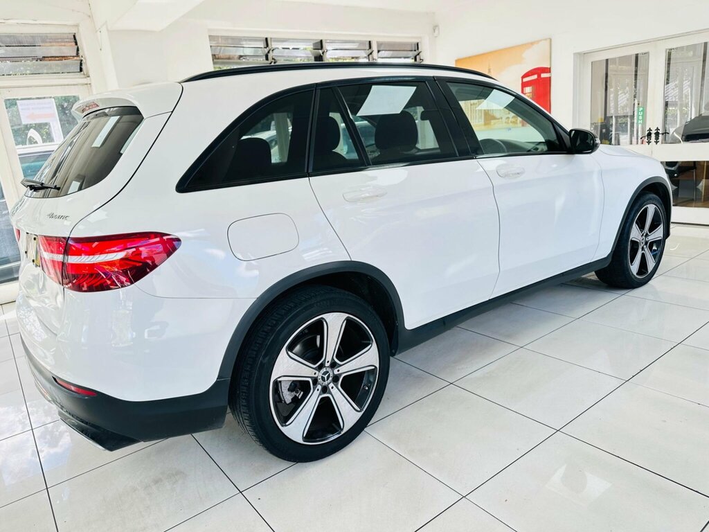 Mercedes-Benz GLC Class Glc 250 4Matic Amg Line 9G-tronic Grey #24