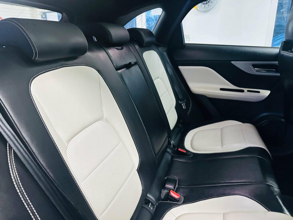 Jaguar F-Pace 2.0D Portfolio Awd 180 Bhp Glass Sunroof Sa Blue #30