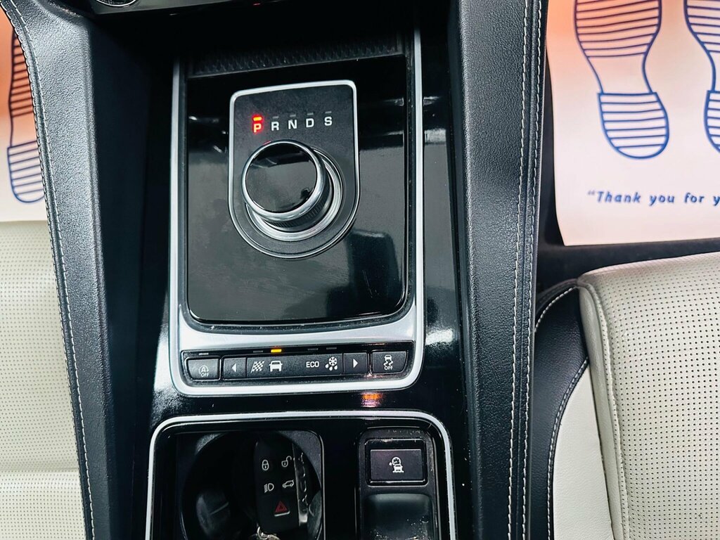 Jaguar F-Pace 2.0D Portfolio Awd 180 Bhp Glass Sunroof Sa Blue #33
