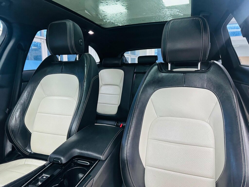 Jaguar F-Pace 2.0D Portfolio Awd 180 Bhp Glass Sunroof Sa Blue #8
