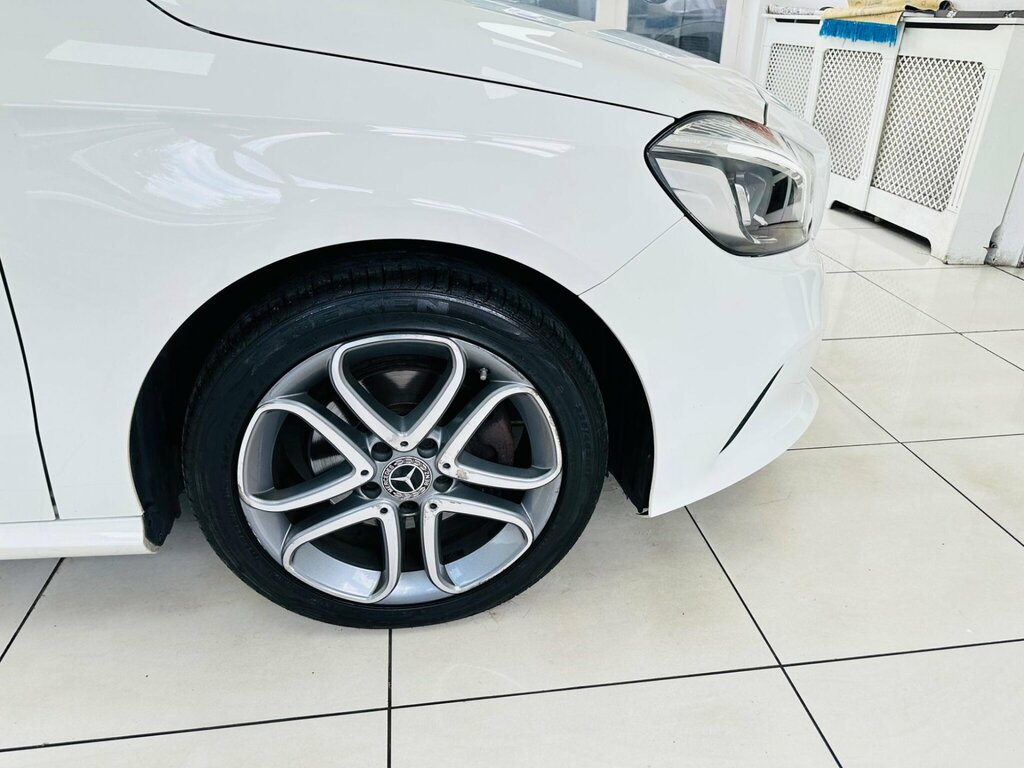 Mercedes-Benz A Class 1.6 A180 Amg Line Hatchback Euro Black #12