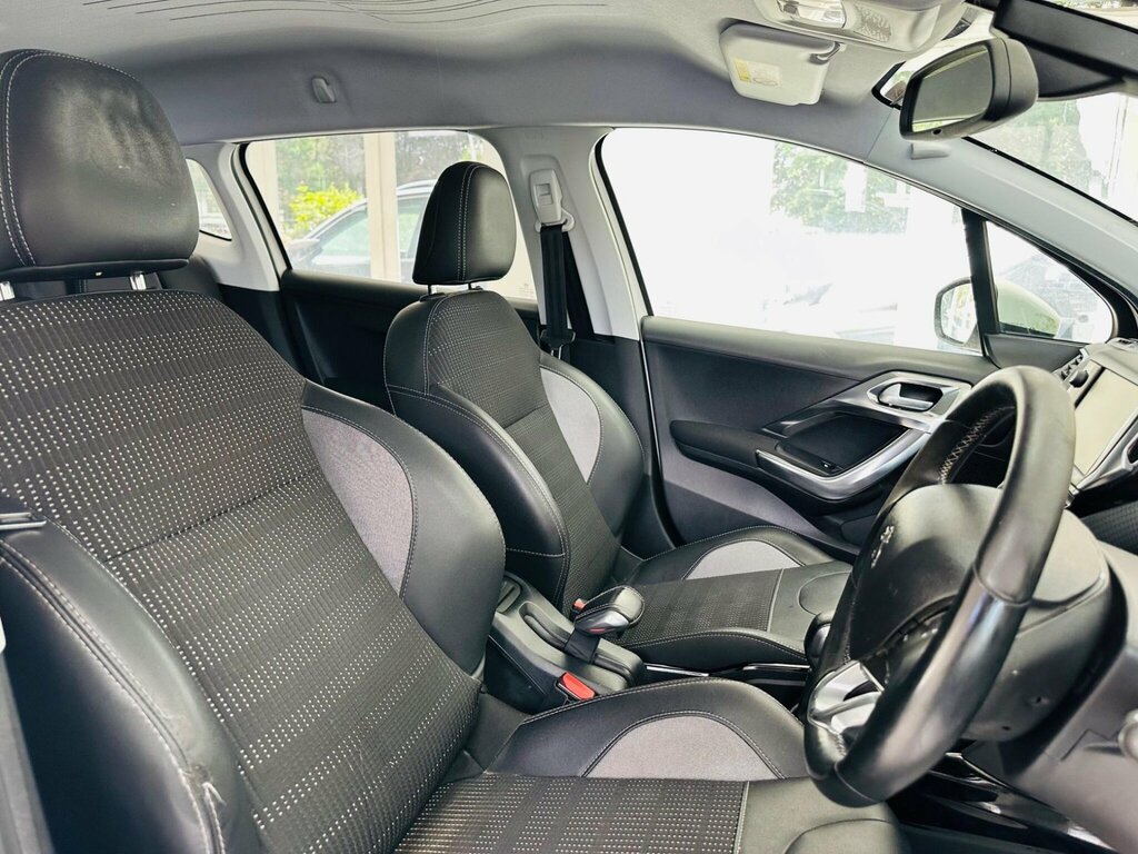 Peugeot 2008 1.2 Puretech Allure Eat Euro 6 Ss Grey #30
