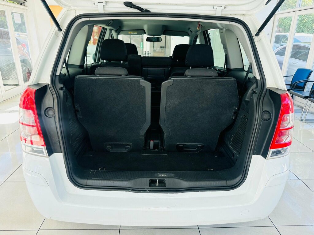 Vauxhall Zafira 1.8 16V Exclusiv Euro 5 White #6