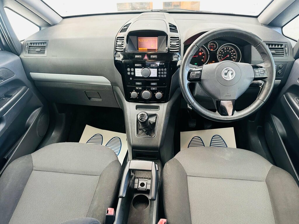 Vauxhall Zafira 1.8 16V Exclusiv Euro 5 White #3