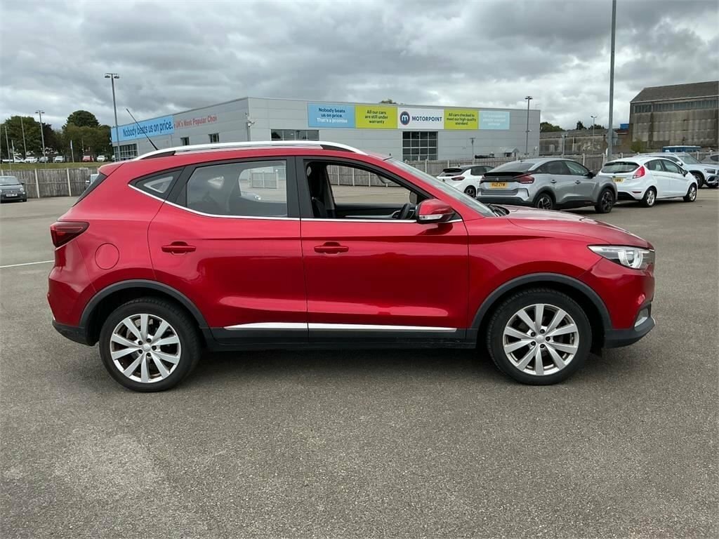 MG ZS 1.5L Excite Red #2