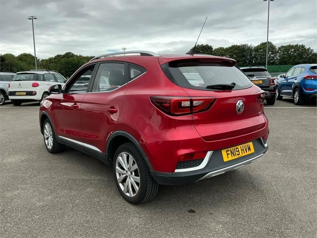 MG ZS 1.5L Excite Red #6