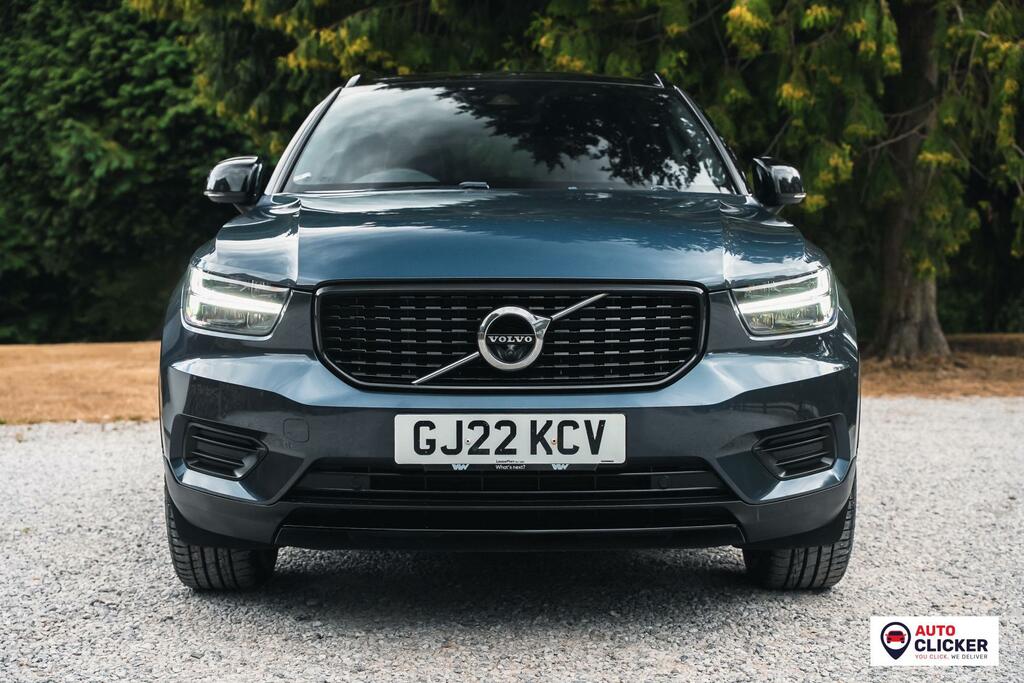 Volvo XC40 R-design Blue #2