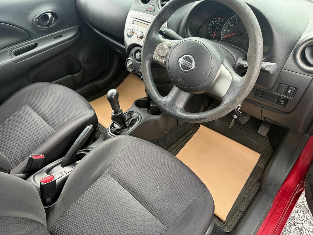 Nissan Micra 2013 1.2 12V Visia Hatchback Eur Red #4