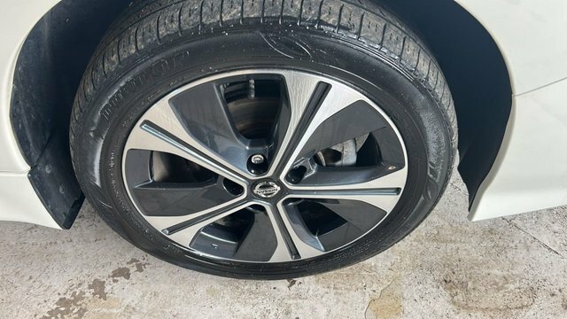 Nissan Leaf 110Kw N-connecta 40Kwh 6.6Kw Charger10 Grey #16
