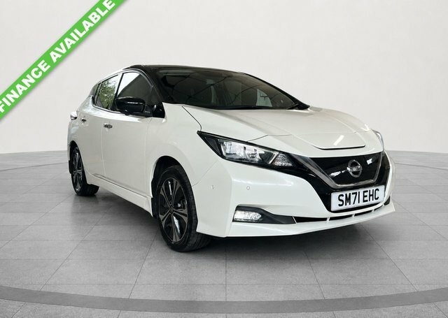 Nissan Leaf E Tekna Hatchback White