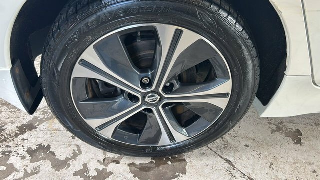 Nissan Leaf 110Kw N-connecta 40Kwh 6.6Kw Charger10 Grey #17
