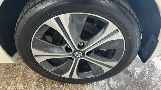Nissan Leaf 110Kw N-connecta 40Kwh 6.6Kw Charger10 Grey #15