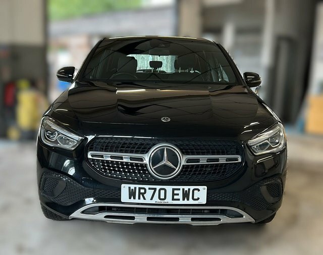 Mercedes-Benz GLA Class Gla200 Sport Suv Black #2