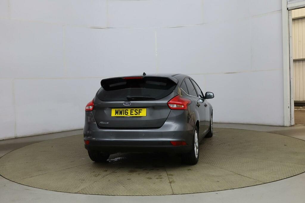 Ford Focus 1.5 Tdci Titanium Euro 6 Ss Grey #4