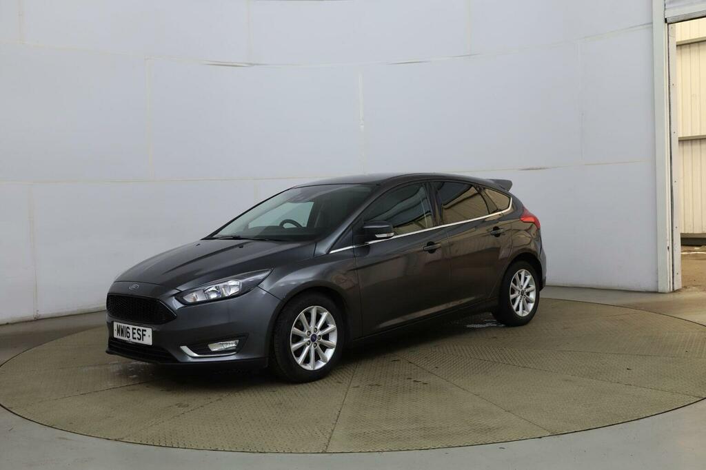 Ford Focus 1.5 Tdci Titanium Euro 6 Ss Grey