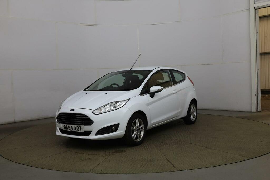 Ford Fiesta 1.25 Zetec Euro 5 White