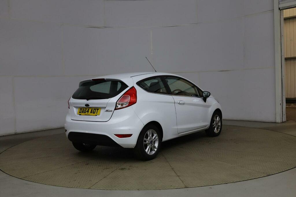 Ford Fiesta 1.25 Zetec Euro 5 White #6