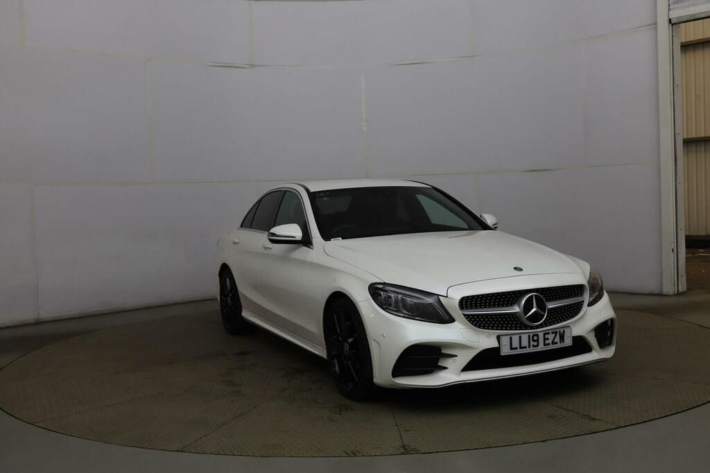Mercedes-Benz C Class 1.5 C200 Mhev Eq Boost Amg Line Premium G-tronic White #3