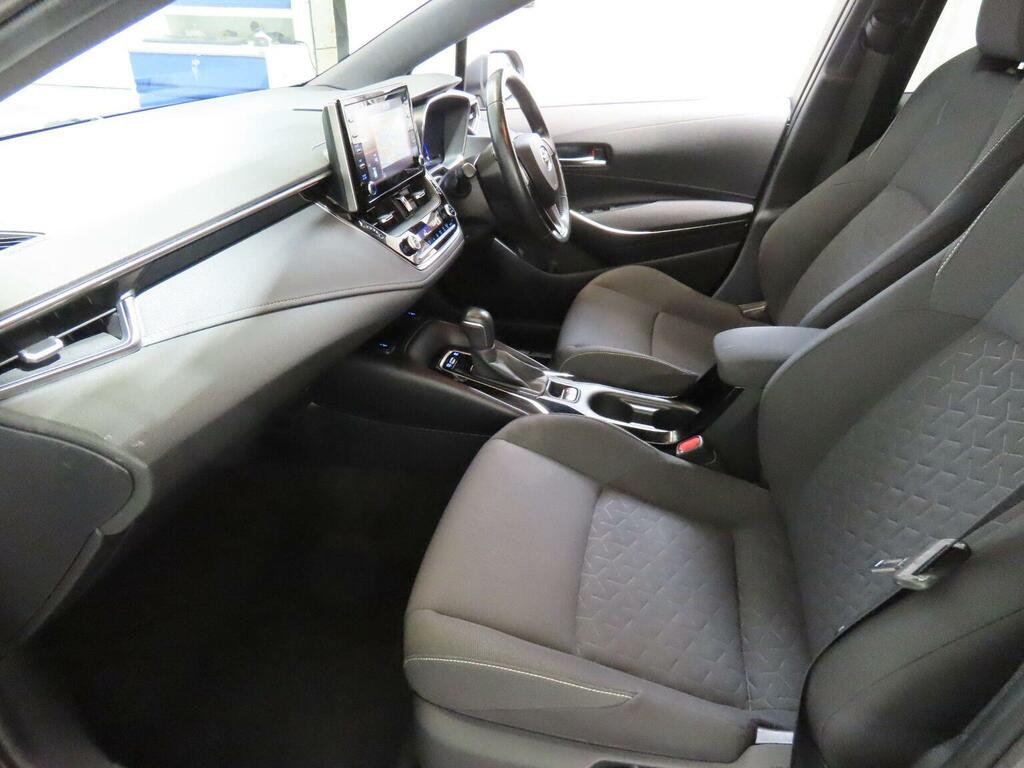 Toyota Corolla Estate 1.8 Vvt-i Excel Hybrid Black #9