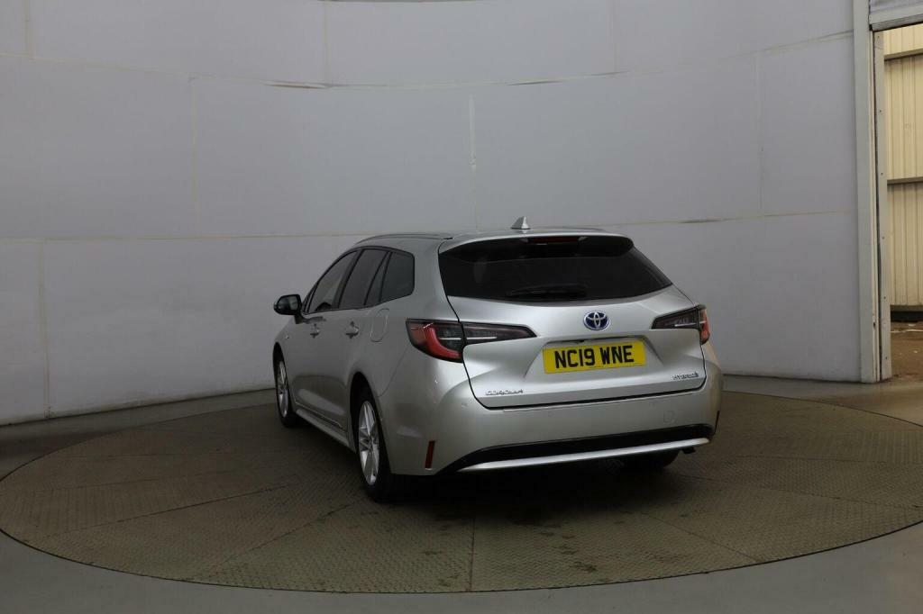 Toyota Corolla Estate 1.8 Vvt-i Excel Hybrid Black #14
