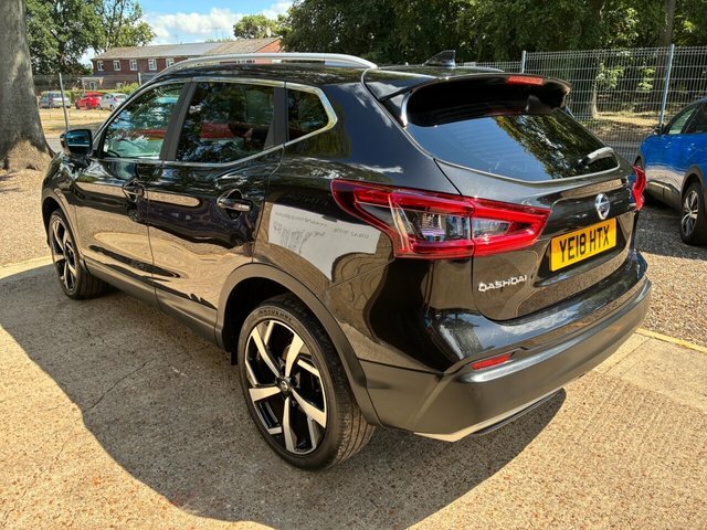 Nissan Qashqai 1.5 Dci Tekna Suv Euro 6 S S YE18HTX Black #4