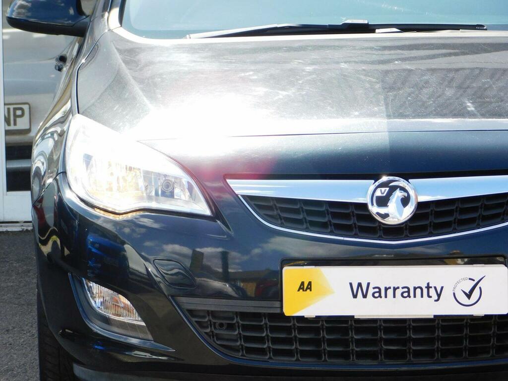 Vauxhall Astra Hatchback 1.4 16V Active Euro 5 201212 SL12FKO Black #3