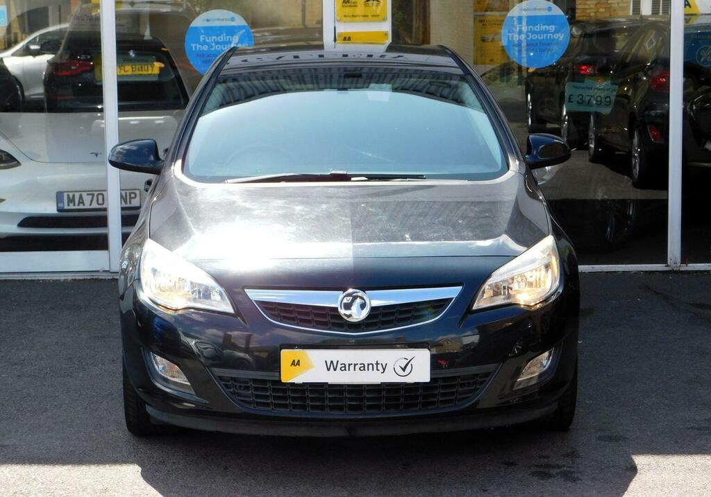 Vauxhall Astra Hatchback 1.4 16V Active Euro 5 201212 Black