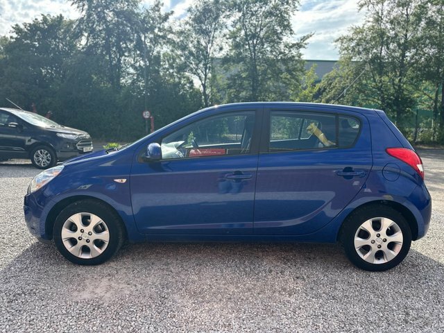 Hyundai I20 1.2 Comfort 77 Bhp Blue #13
