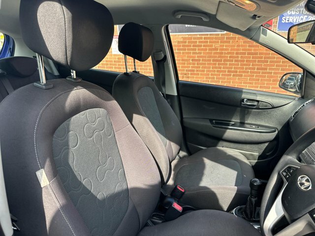Hyundai I20 1.2 Comfort 77 Bhp Blue #24