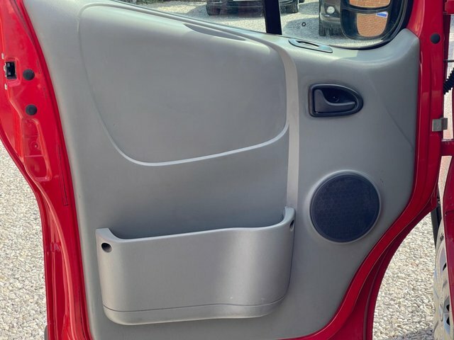 Nissan Primastar 2.0 Dci 2700 Se L1 H1 Red #21