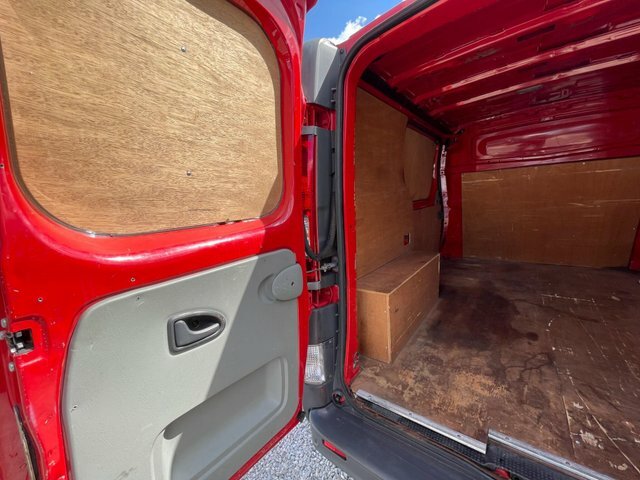 Nissan Primastar 2.0 Dci 2700 Se L1 H1 Red #12