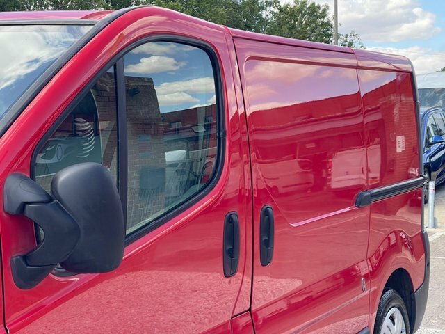 Nissan Primastar 2.0 Dci 2700 Se L1 H1 Red #37