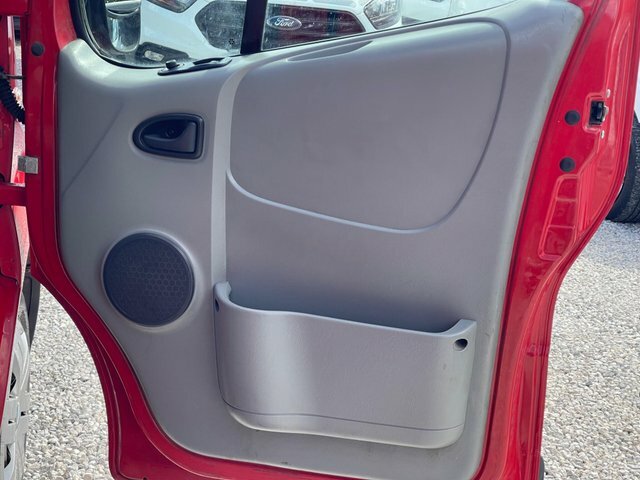 Nissan Primastar 2.0 Dci 2700 Se L1 H1 Red #22