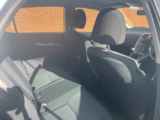 Toyota Auris Vvt-i Tr Blue #6