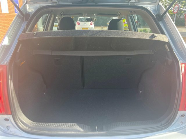 Toyota Auris 1.4 Vvt-i T3 Black #11