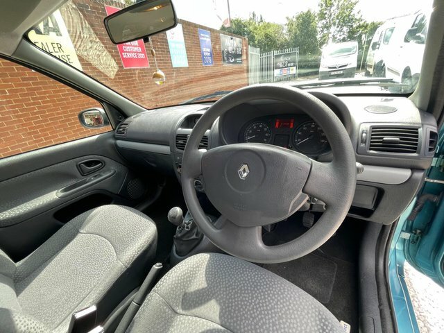 Renault Clio Campus 5dr Blue #6