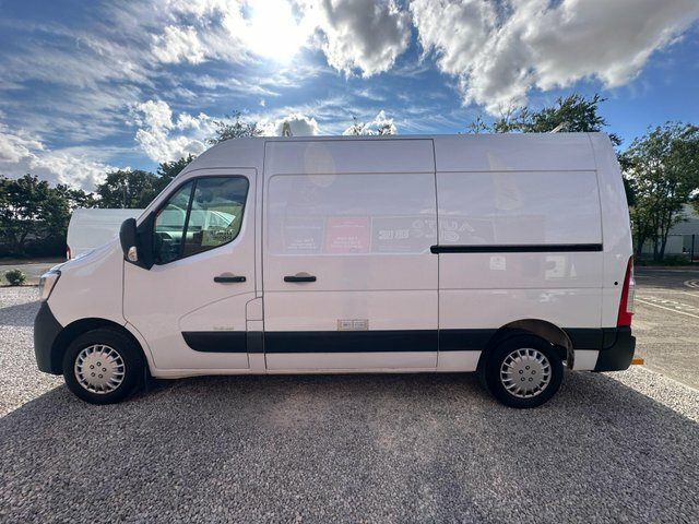 Renault Master Master 2.3 Dci 35 Business Fwd Mwb Medium Roof Eur White #12