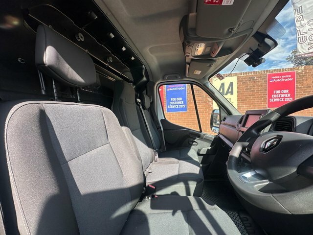 Renault Master Master 2.3 Dci 35 Business Fwd Mwb Medium Roof Eur White #17