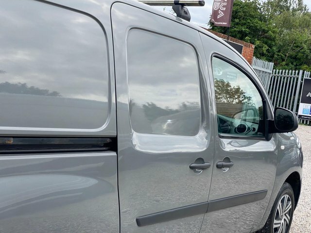 Renault Kangoo Maxi 1.5 Maxi Dci Ll21 Business L3 H1 Euro 5 6Dr White #44