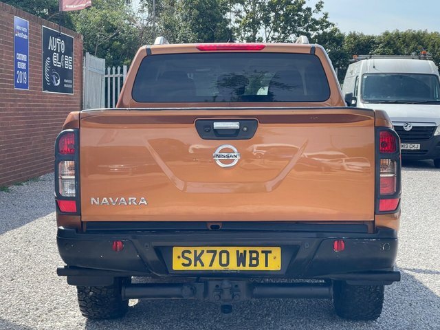 Nissan Navara 2.3 Dci Tekna Pickup Double Cab 4W Grey #16